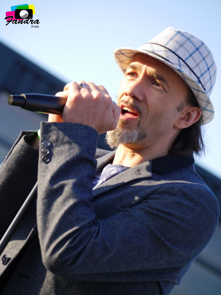 Sylvain Chanteur, interprète de variétés française